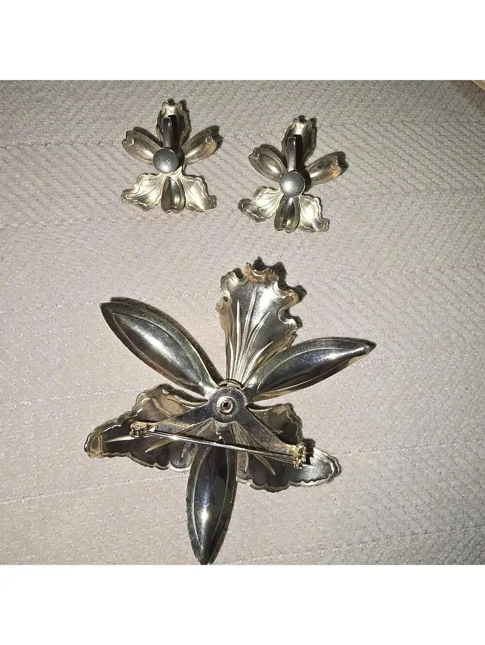 Vintage 1960s Sugar Enamel Orchid Brooch Pin & Earring Set Gold Tone Mid Century